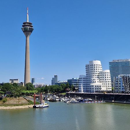Apartment H2 Duesseldorf Bagian luar foto