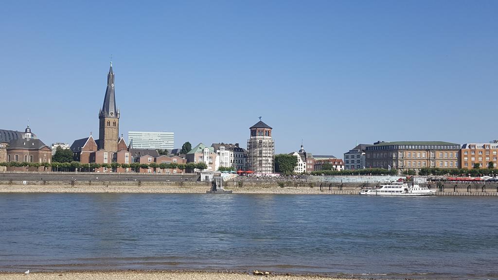 Apartment H2 Duesseldorf Bagian luar foto